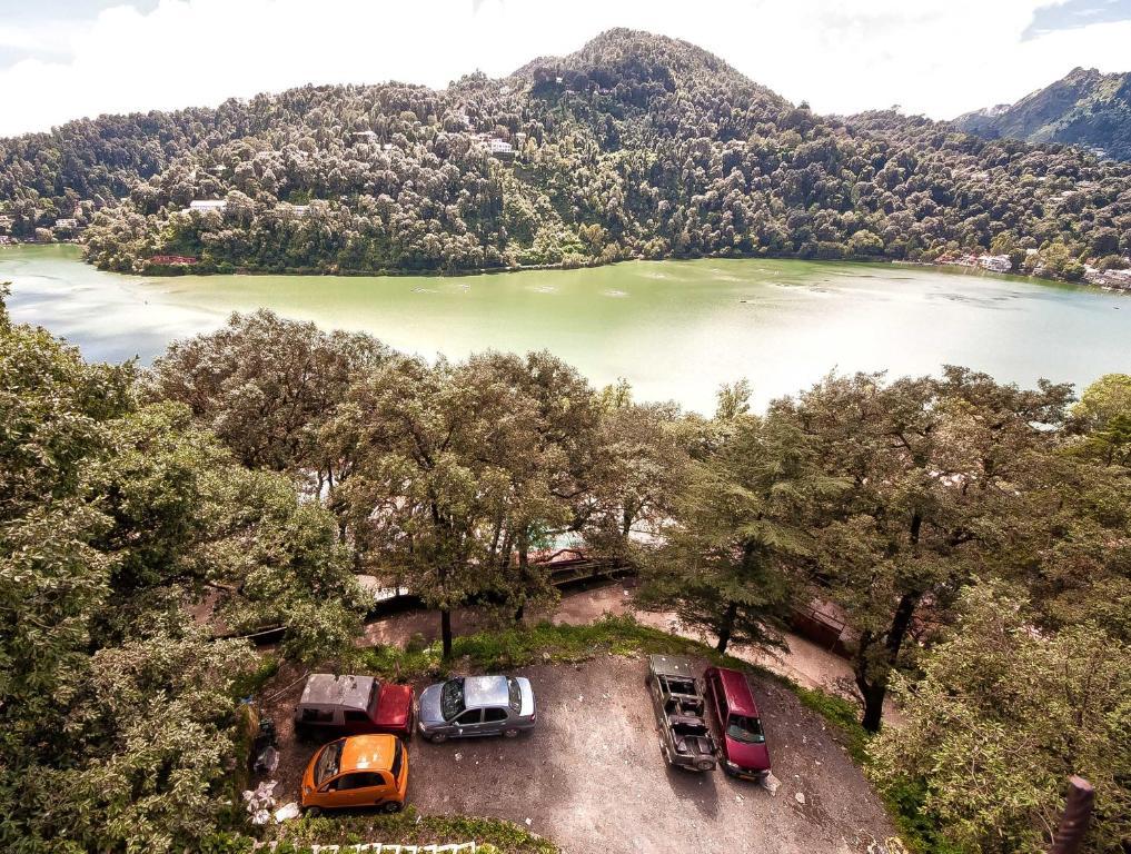 Hotel Anamika Nainital Eksteriør billede